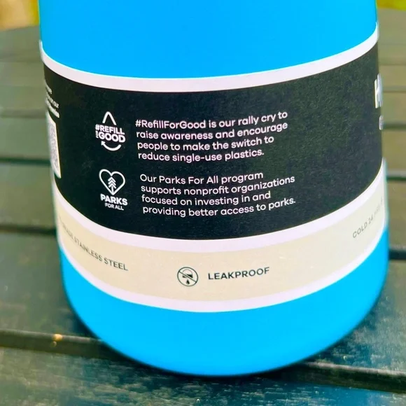 NWT 40oz Hydro Flask Wide Mouth Bottle in “Pacific” - Picture 6 of 11